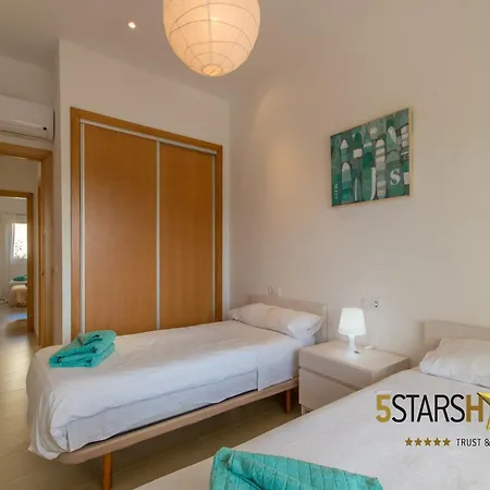 Villa Villa, 200 Meters From