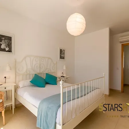 Villa Villa, 200 Meters From Alcúdia